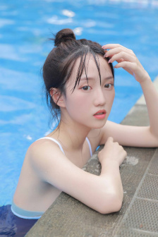 硕大粗长撑裂了小龙女