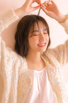 美女100%裸体无内衣内裤